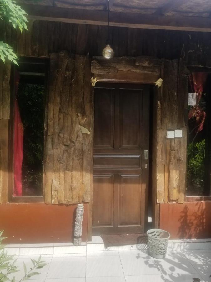 Made Roejas Homestay Uluwatu  Exterior photo